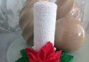 Free crochet Christmas candle pattern